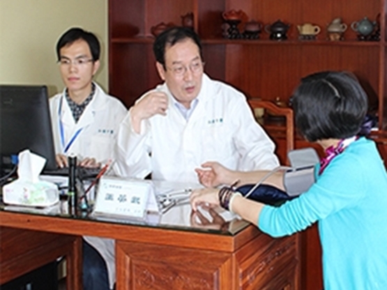 ��Ӣ�䣺���������Ż����к���...
