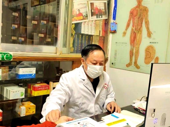 ���ֺ�ҽ����Ǯ����